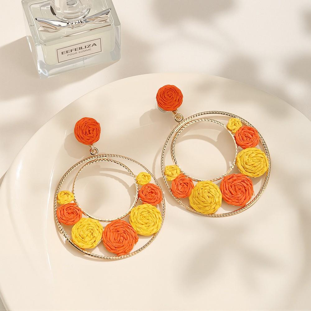 Summer Dopamine Color Stud Earrings Sweet Flower Circle Vacation Wind Earrings Femininity Niche Earrings