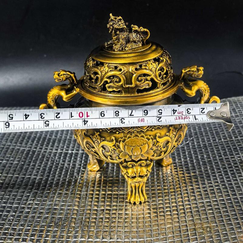 Brass animal head incense burner with lid, two dragons design, for indoor Buddhist shrines and tea ceremonies, sandalwood three-