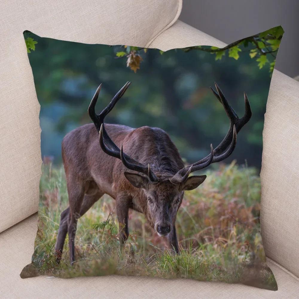 Home Decor Deer In Nature: Realistic Wildlife Cushion Covers Pattern Cushion Cover Suitable For Sofa Bedroom Car Pillow Cover