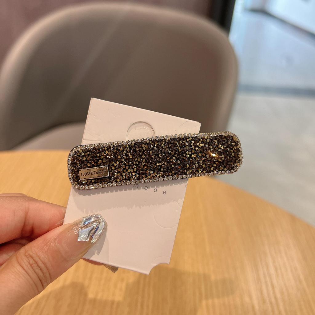 Versátil Pinza para el Pelo de Diamantes de Alta Gama: Accesorio de Moda para la Frente y el Flequillo