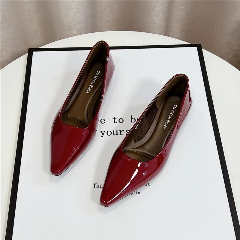 Fashion Classic Pointed Toe Women's Pumps 2024 New Solid Color Simple Female Commuting Work Shoes Fashion Versatile Shallow Mouth Shoes
