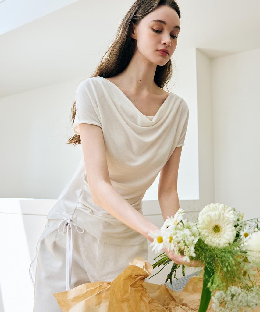 Deuloupisumeon Asymmetrical Tuck Draped T-Shirt [White]