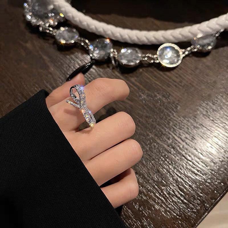 Trendy Adjustable Silver Bow Ring for Women – Cool Korean Style Index Finger Jewelry Open Adjustable