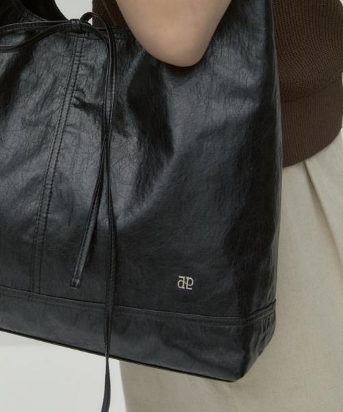 Depound Pino Bag Hobo Large [Black]