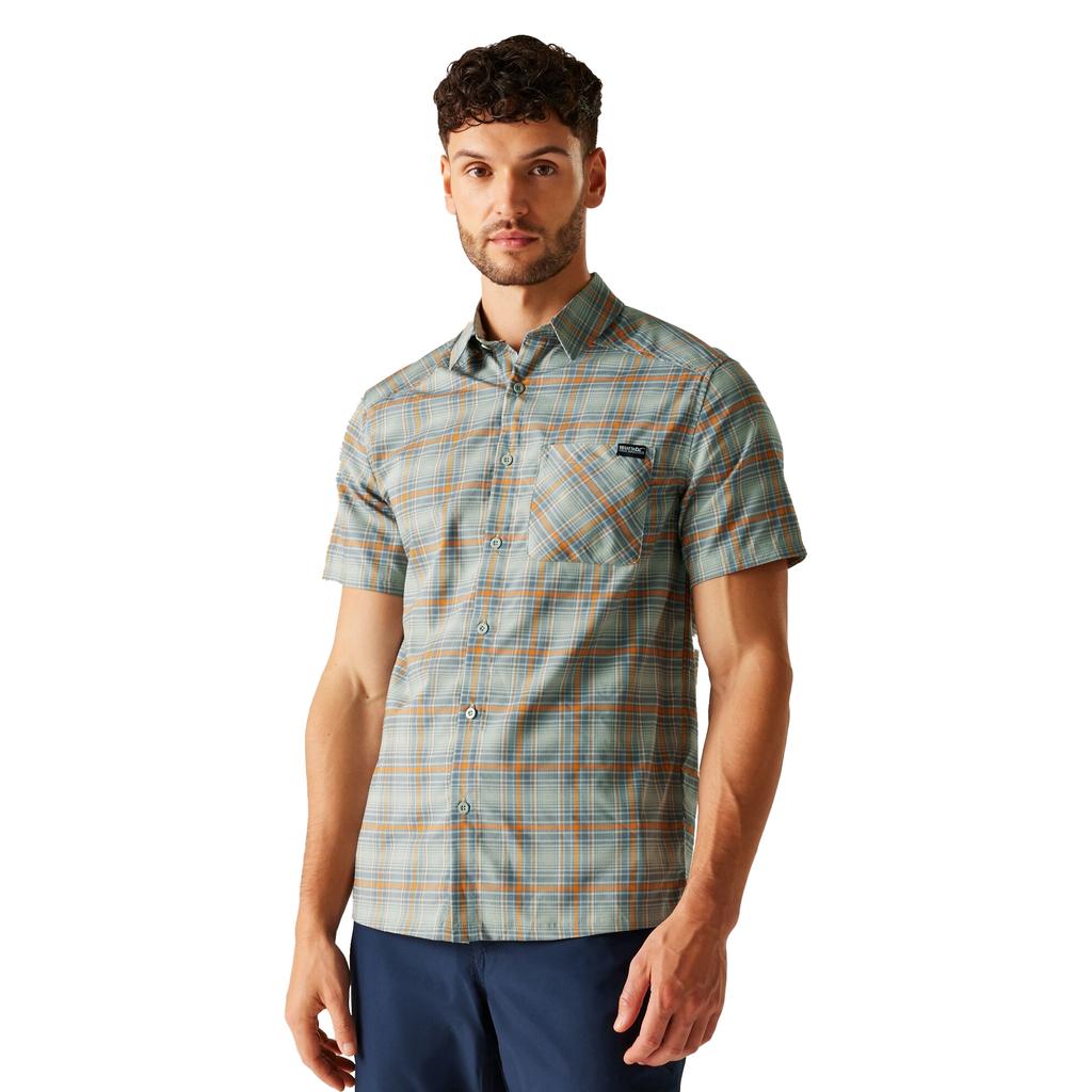 Regatta Mens Begarno Checked Short-Sleeved Shirt