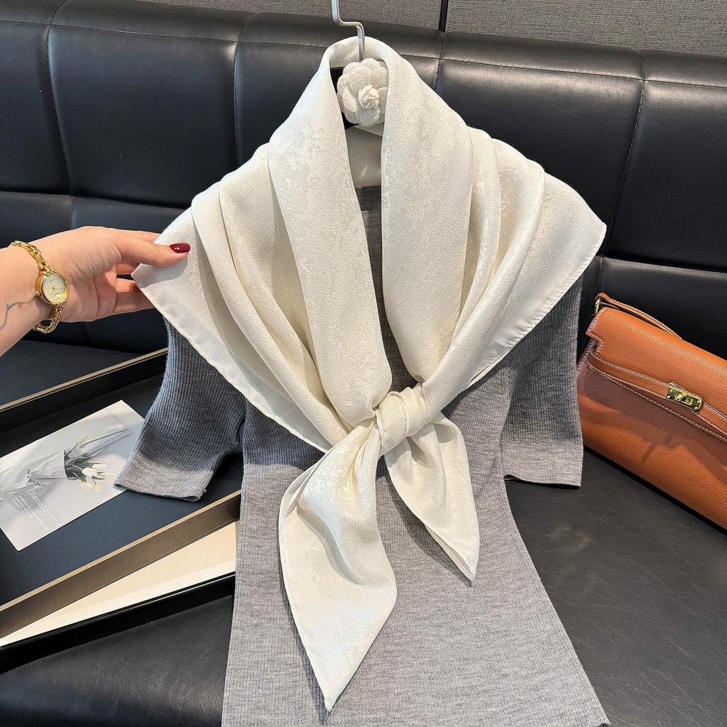 90x90cm New Spring/Summer Imitation Silk Square Shawl Scarf Flower Handkerchief Scarf Women Bandana Headscarves