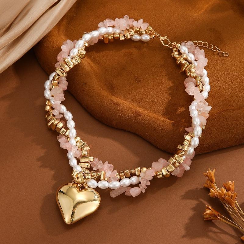 Fashion Elegant Heart Beaded Necklace Boho Irregular Crystal Design for Women Casual Office Date Matching Jewelry Gift