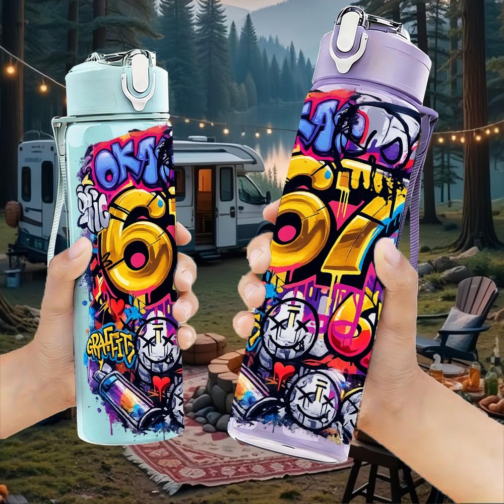 1PC 67 Retro Psychedelic Graffiti Print 750ml Color Plastic Sports Water Bottle Leakproof Flip Straw Lid Suitable for Sports Office Home Use