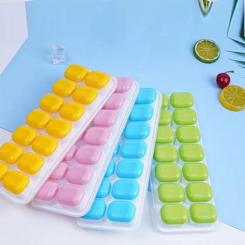 Silicone Ice Cube Tray 14 Cube Stackable With Lid Flexible Easy Release Spill Proof for Cocktails Freezer BPA Free
