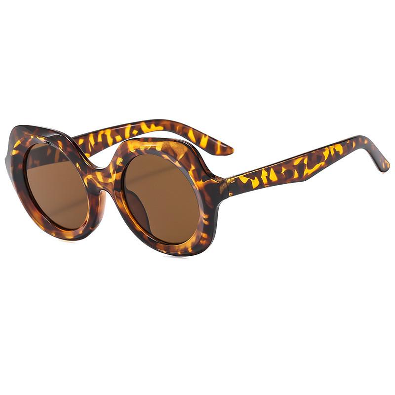 Stylish Oversized Sun Glasses For Women With Antiblue Light Lenses For Daily Wear And Outdoor Fun