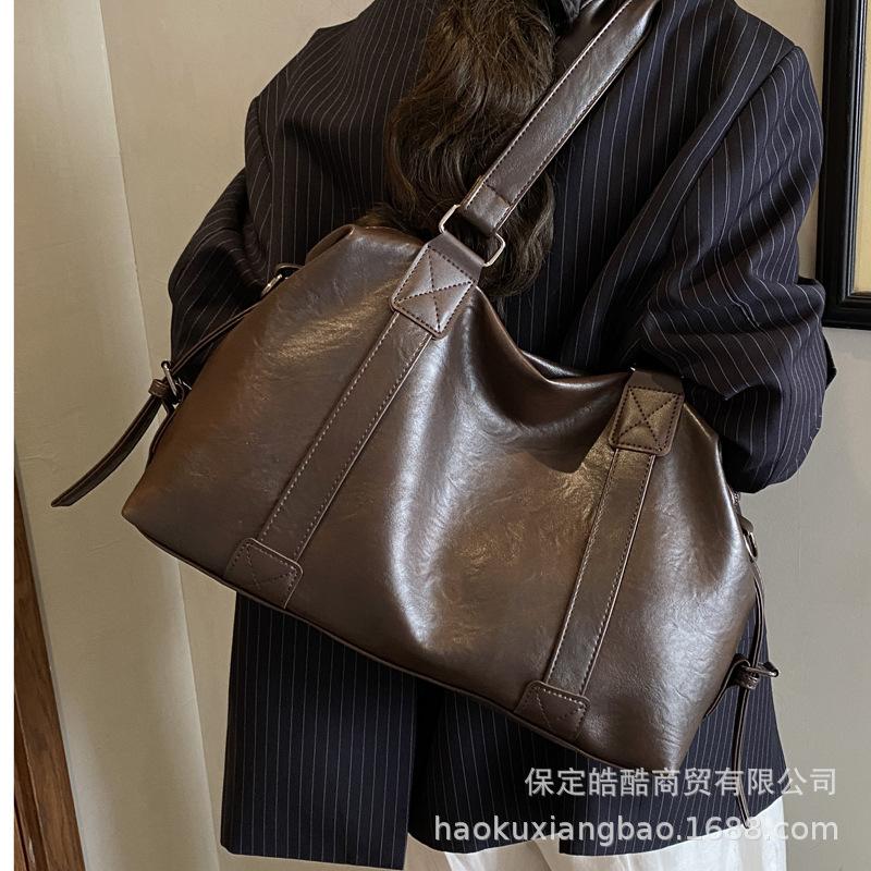 Premium Maillard Messenger Bag Women's Autumn and Winter 2025 Retro Casual Shoulder Bag Large Capacity Tote Bag