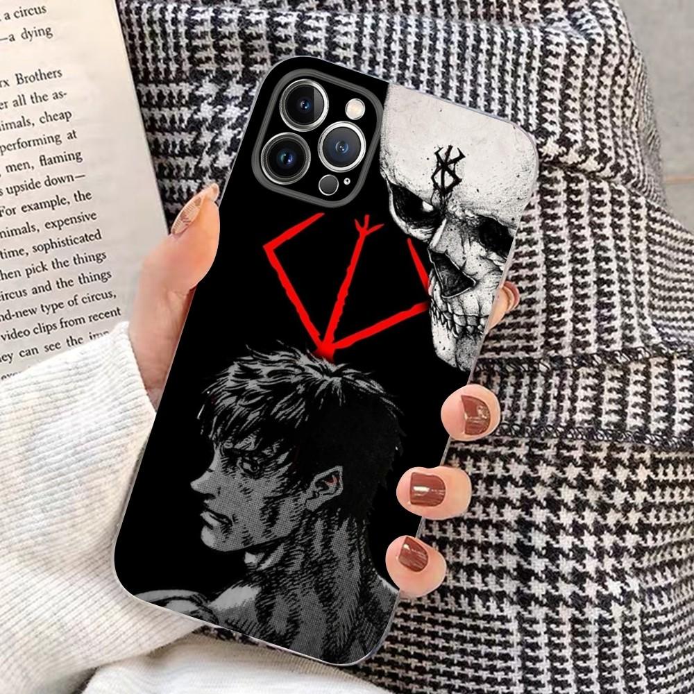Berserk Comics Anime Phone Case for iPhone 15 8 7 6 6S Plus X SE 2020 XR XS 14 11 12 13 Mini Pro Max Mobile Case