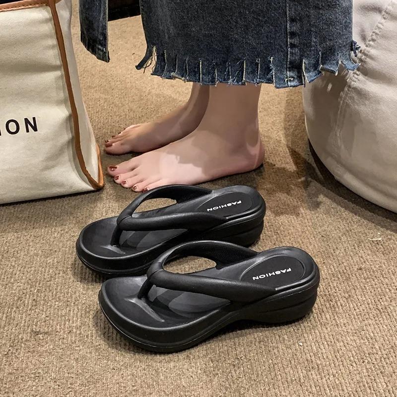 Soleist Thick Sole Wedges Flip Flops for Women 2025 Summer Non-slip Platform Sandals Woman Beach Slippers Girls Outdoor Flip Flops