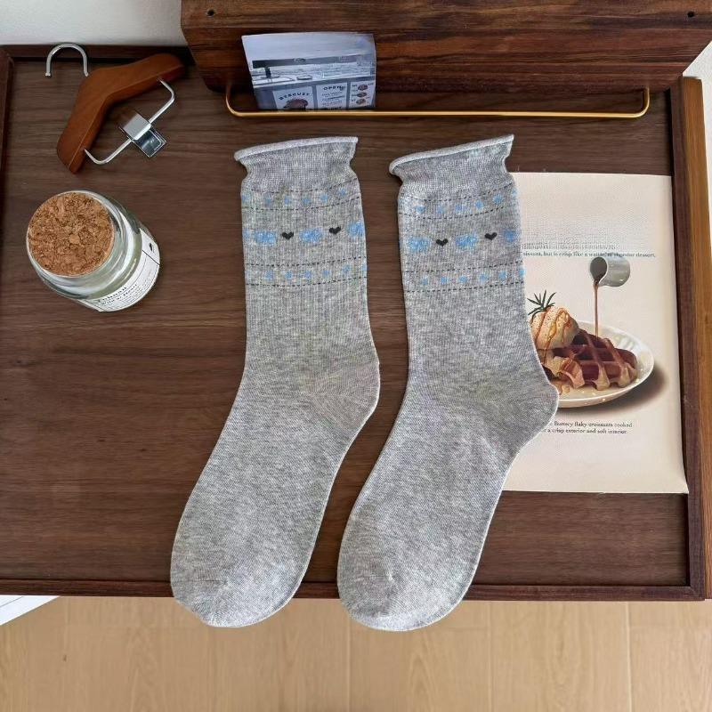 Ladies Spring and Summer Cotton Bow Love Boneless Tube Pile Socks