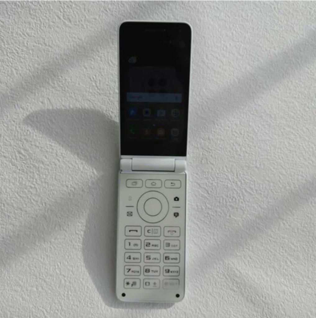 Refurbished Samsung Galaxy Folder 2 G160N 4G LTE Original 2GB RAM 32GB ROM Flip Unlocked Smartphone