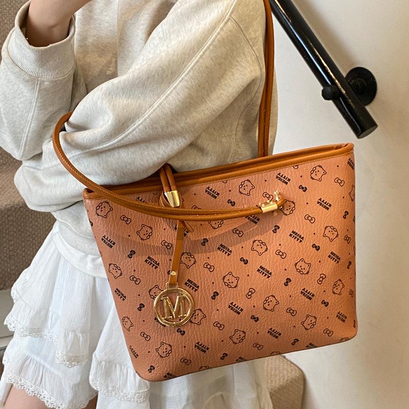 Premium sense large-capacity bag women's 2025 new popular fashion light luxury niche shoulder bag commuter tote bag