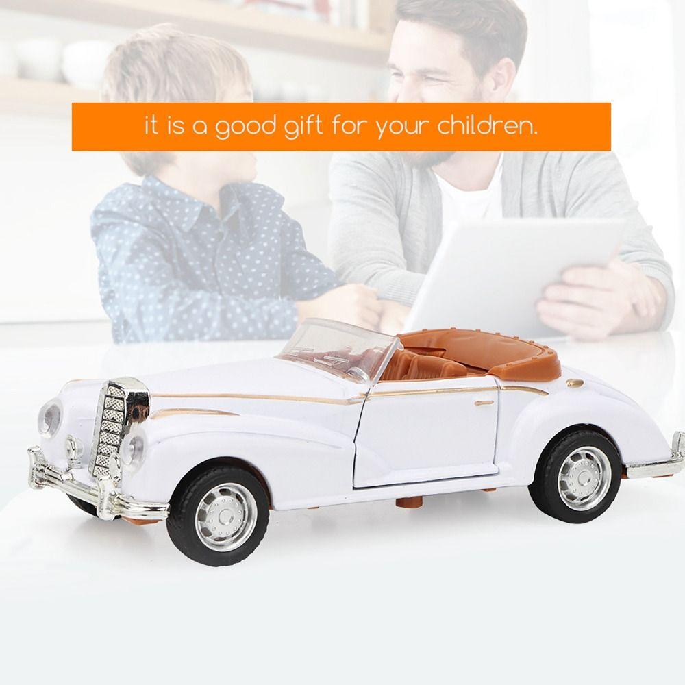 1:36 Mini Stimulation Alloy Classic Car Alloy Pull Back Retro Convertible Car Model Simulation Mini Vehicle Ornament