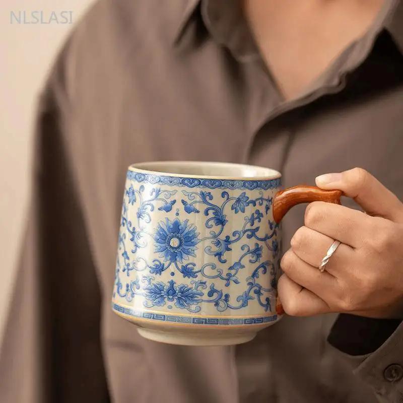 430ml Blue and White Ge Kiln Entwined Lotus Office Cup Ceramic with Lid Tea Water Separation Cup Household Chinese Tea Cup