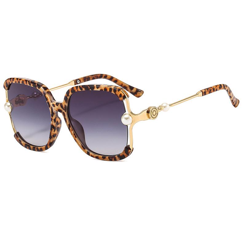 Luxury Designer Square Big Frame Sunglasses Women Fashion Vintage Pearl Oversized Sun Glasses Female Eyewear