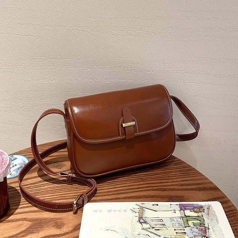 

Genuine Leather Women s Crossbody Bag 2025 New Fashion Versatile Shoulder Bag Trendy Retro Cowhide Small Square Bag 23*17*7