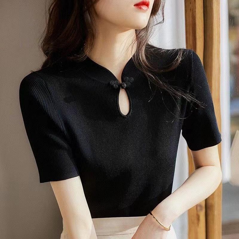 

Женский приталенный топ ципао из ледяного шелка с застежкой-лягушкой Medium чёрный