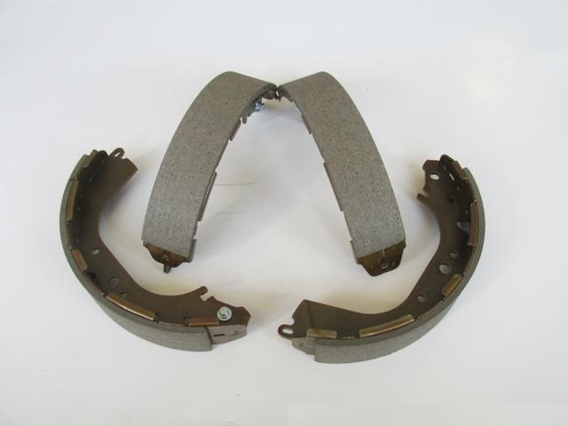 For Nıssan Pathfınder 1996 1999 Rear Brake Shoe 147 44060-0W727