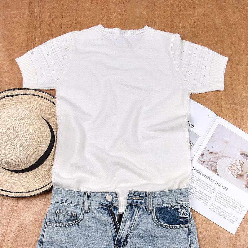 Dámský podzimní a zimní jednobarevný pletený volný svetr s kulatým výstřihem a krátkým rukávem