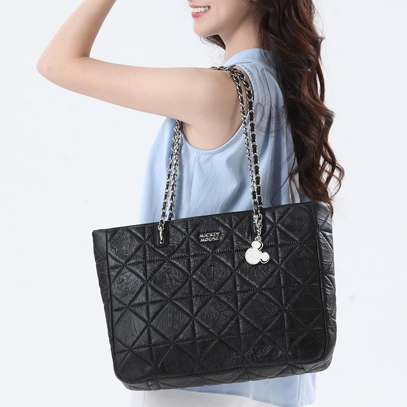 New Disney Mickey Series Polyurethane Synthetic Leather Tote Handbag, Shoulder Bag, Chain Bag Large Size Women's Black DHF41116-A