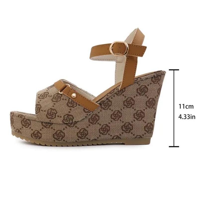 Fashion 2024 New Women's Shoes Fashion Shoes Casual Slippers Summer Vintage Print Open-toed Slippers Lightweight and Comfortable