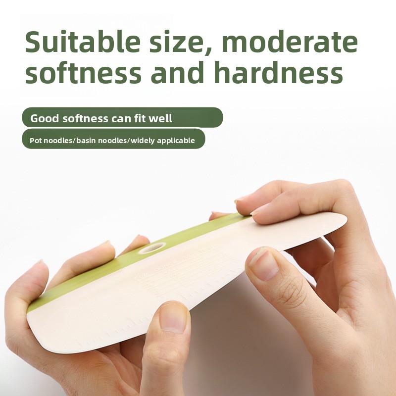 Food-grade Scraper for Baking Rice Rolls Cakes and Pancakes