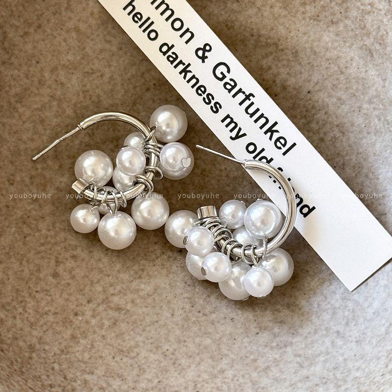 

French Retro Pearl Tassel C- Shaped Stud Earrings Women s Light Luxury High Sense 2025 New Popular Earrings Ear Jewelry Pearl bud earrings