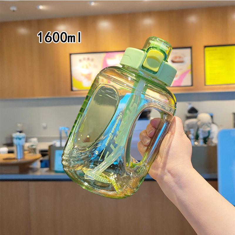 Fashionable Large Capacity Plastic Straw Water Bottle Outdoor Handy Water Kettle With Strap For Men And Women Fitness Cup