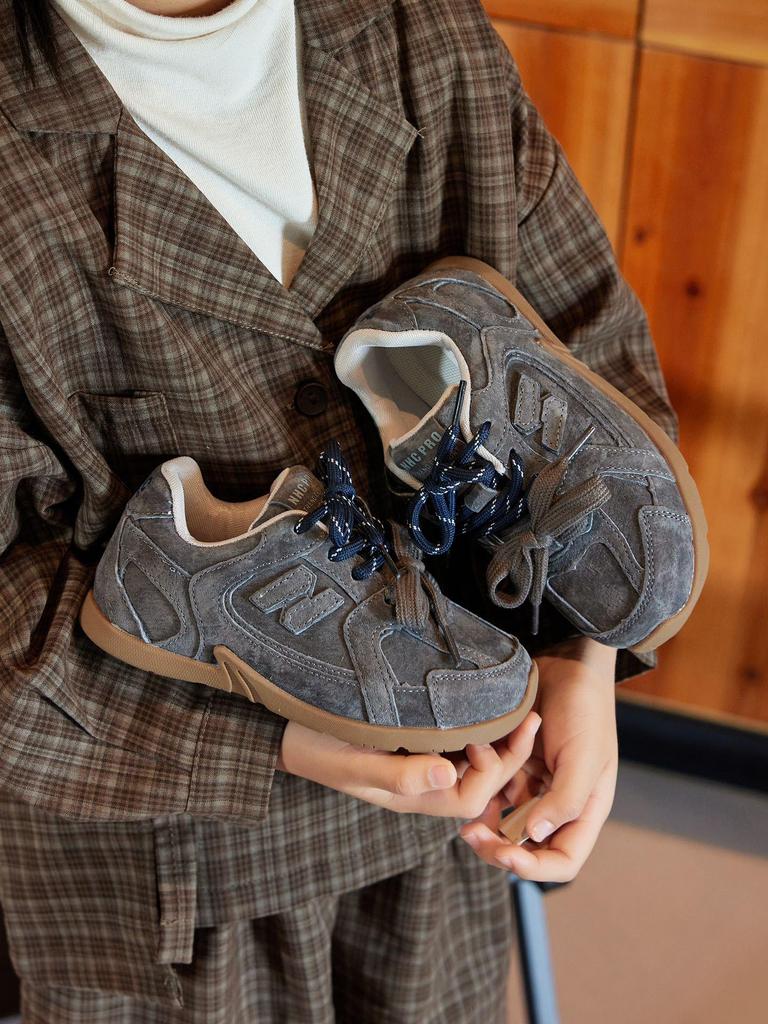 Children's 2025 Autumn/Winter Genuine Leather Leopard Print German Training Shoes: Boys' Versatile Style, Girls' Retro Student Sports Sneakers.