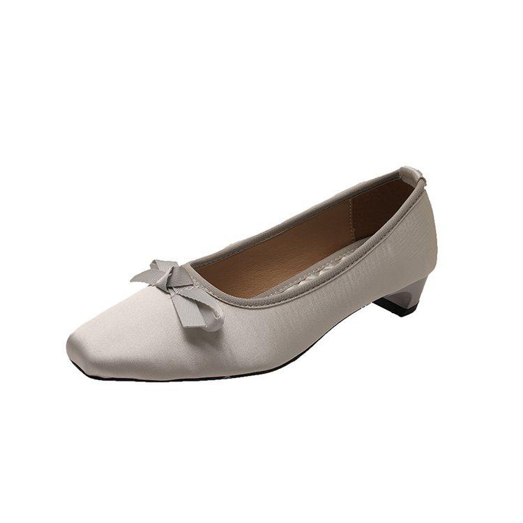 

Французские ретро атласные туфли с квадратным носком, женские, весна-лето 2025, новые, с открытым верхом, с бантом, вечерние, на толстом каблуке, балетки 40 серебряный