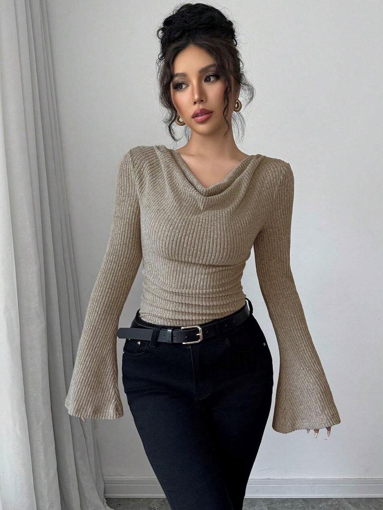 Designer Women's Asymmetrical Off-Shoulder Sweater: Slim-Fit Long-Sleeve Base Top for Spring and Autumn