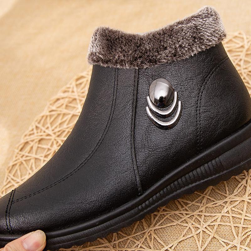 Winter Warm Fleece Shoes Elderly People Flat Boots Soft Bottom Anti Slip Women's Shoes
