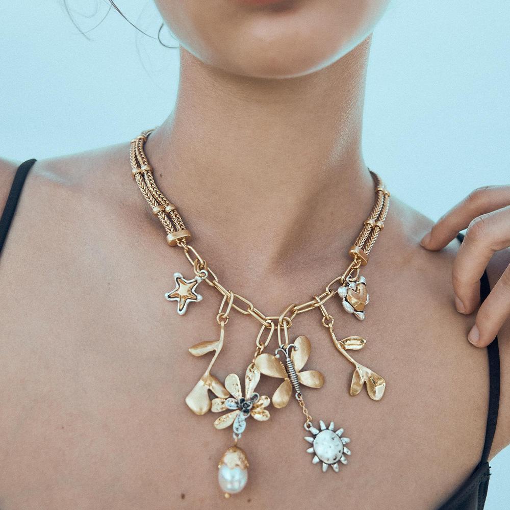 Креативное модное ожерелье с подвеской в виде цветка и бабочки One Size