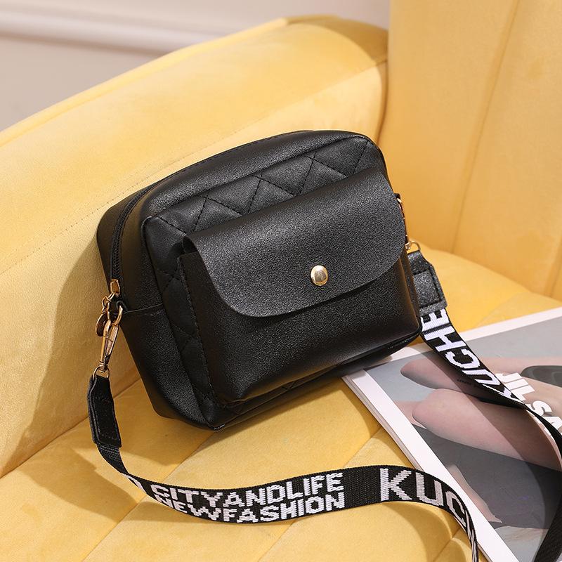 Casual small bag, new diamond women's bag, shoulder messenger bag, small square bag, simple mobile phone bag.