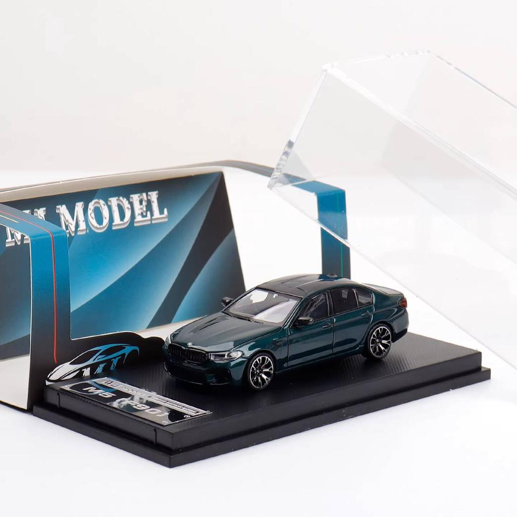 M5 F90 Four-Door Sedan Version MJ 1:64 Scale Alloy Car Model Collectible Black