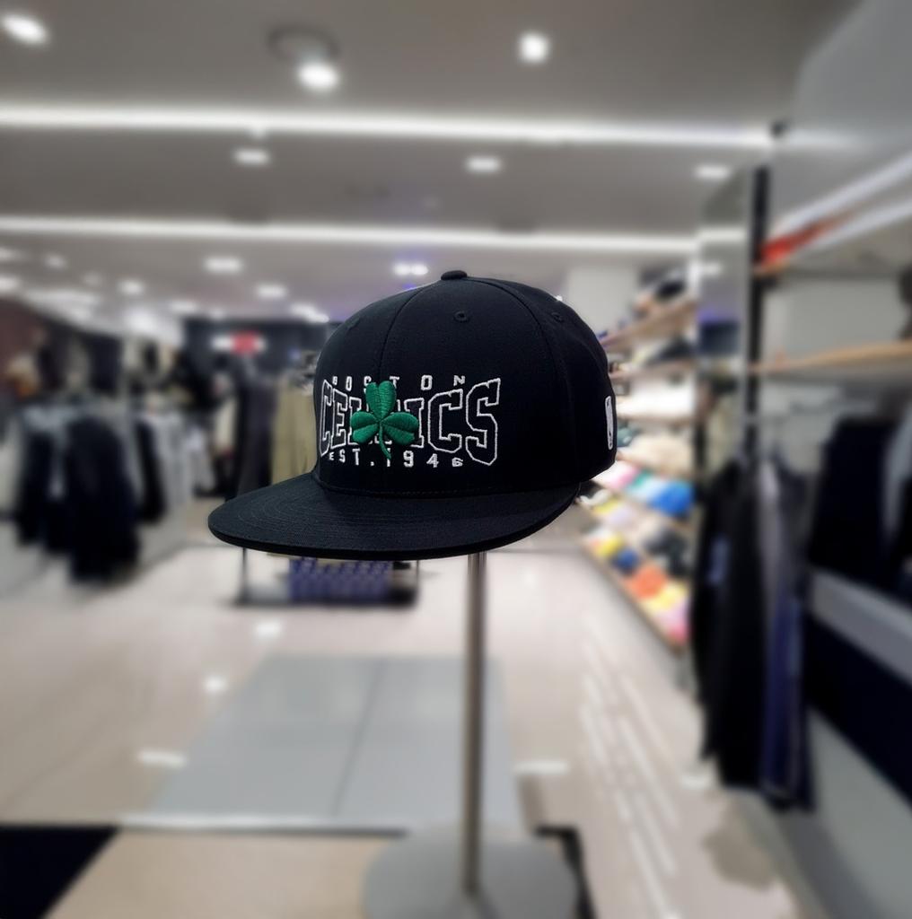 NBA Unisex CHI Authentic Flexfit Snapback N255AP613P