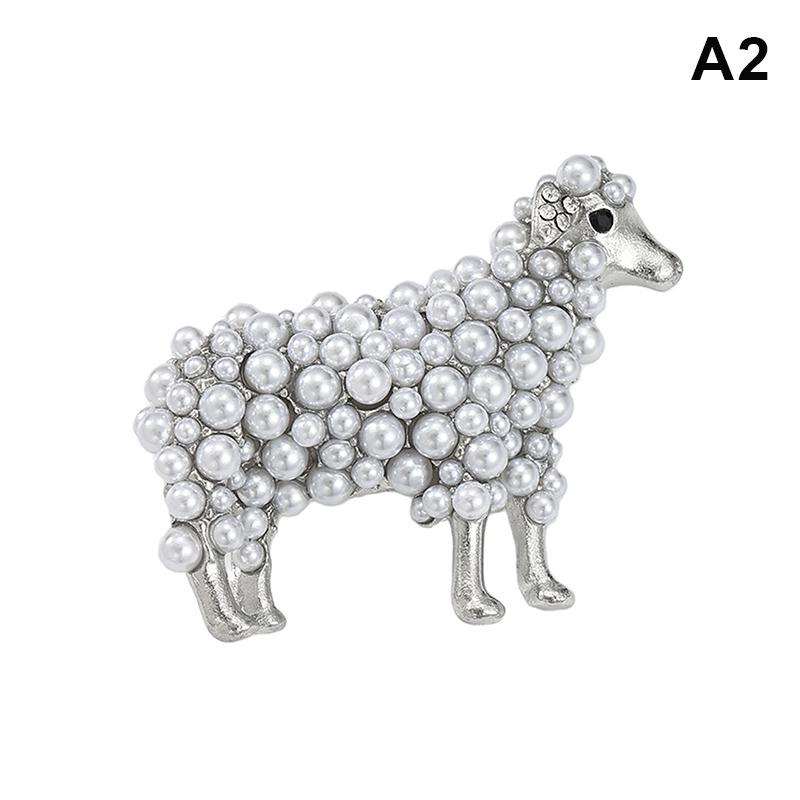 Elegant Sheep Goat Shaped Brooch Rhinestone Pearls Lapel Pin Animal Brooch Perfect For Daily Wear Party Dresses