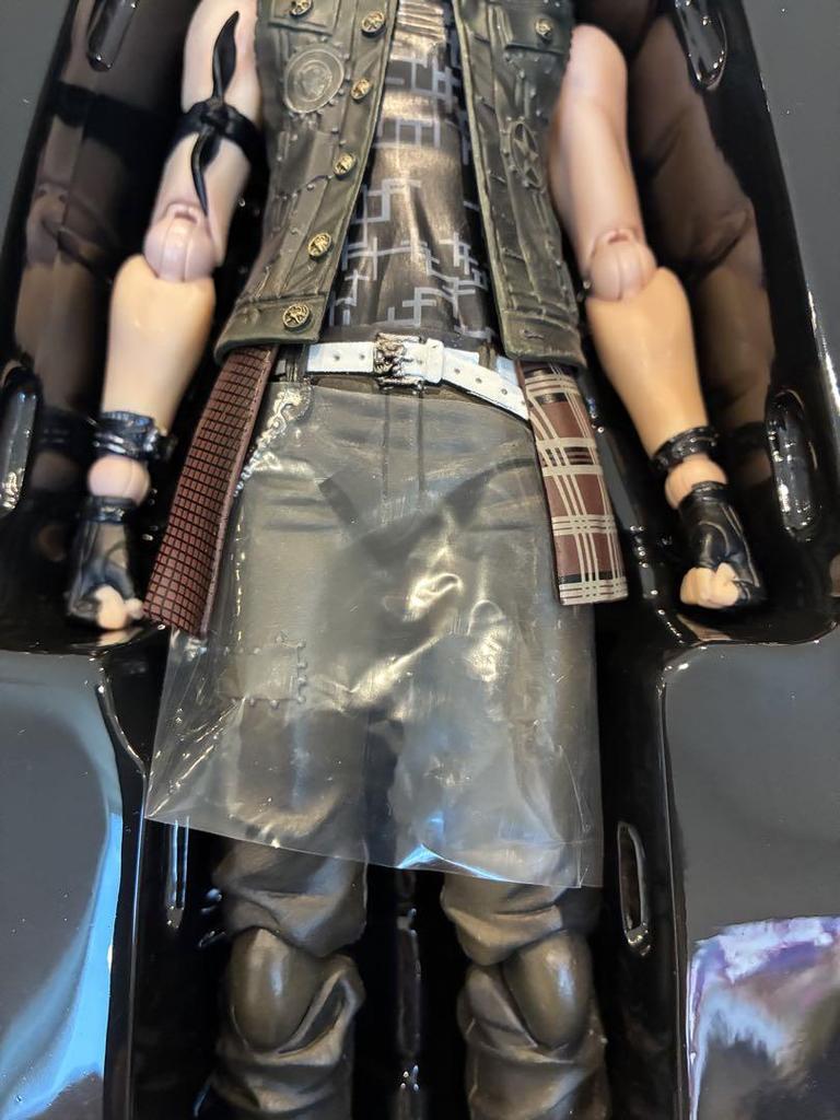 [USED] Final Fantasy 15 FF15 Prompto Play Arts Kai