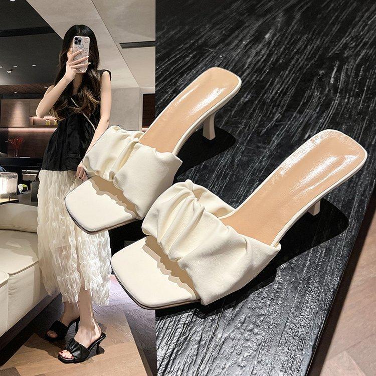 Giant Soft Clouds Wrinkled Square Head Open Toes Thin Heels Cool Slippers Women Wear One Word Cool Slippers In Summer Women