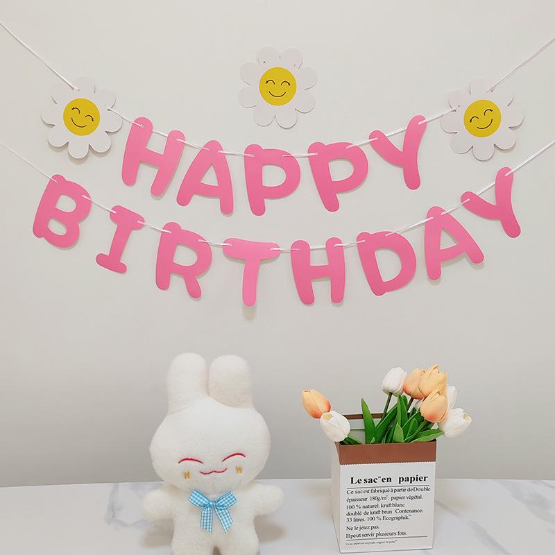 

Красочные флажки «С днем рождения» для фотосессии на первый день рождения ребенка