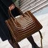 Elegant Brown Croco-Embossed Cowhide Tote Bag – Refined Style for Travel & Everyday Use