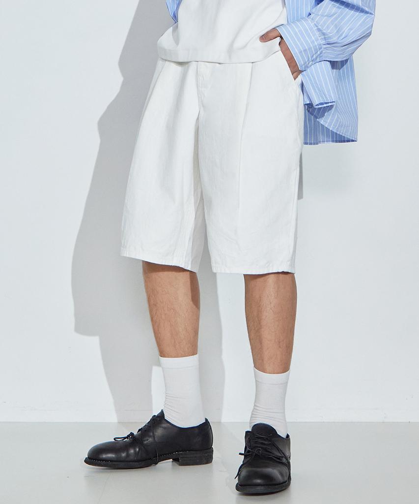 Odeoakaibeu Single-Pleat Wide Travel Denim Half Pants Ivory
