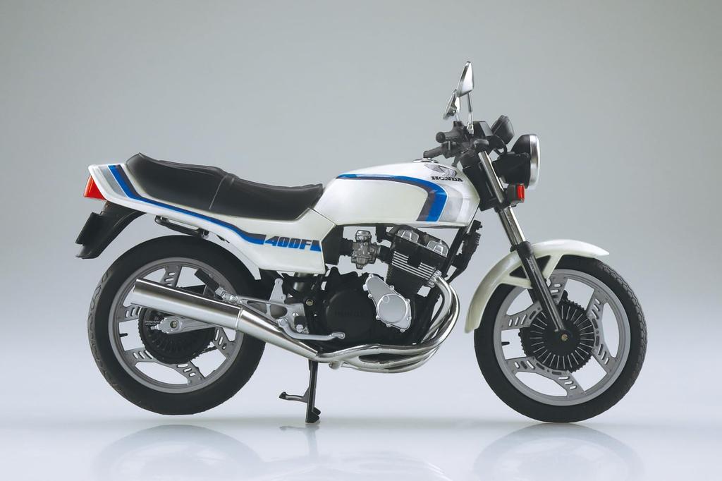 Aoshima Bunka Kyozai Scale Finished Motorcycle Honda CBX400F Pearl Shell White Co., Ltd. (AOSHIMA) 1/12 (CBX550F Ver.)