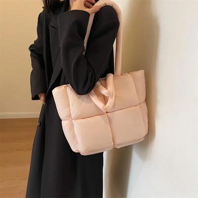 תיקים לנשים – תיקי כתף