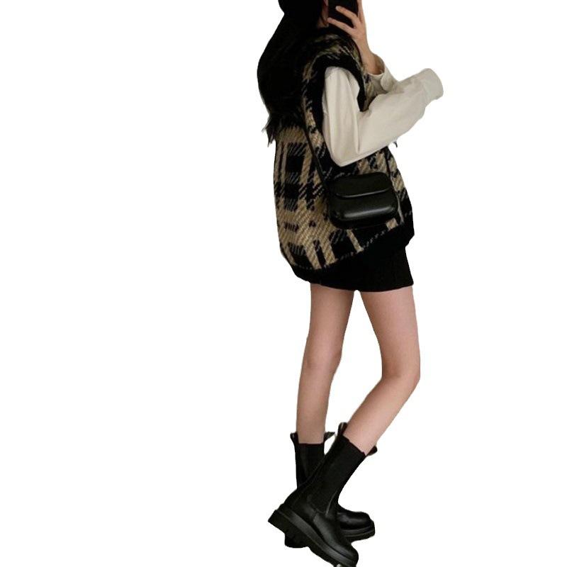Retro V-neck Plaid Knitted Vest for Women's Autumn and Winter Loose Sweater Vest