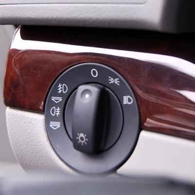 2Pcs Head Lamp Switch Excellent Durable ABS Universal Car Headlamp Knob Replacement 8E094153A